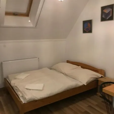 Platanus Vendeghaz Bed & Breakfast
