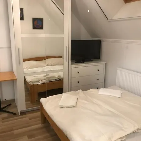 Platanus Vendeghaz Frühstückspension