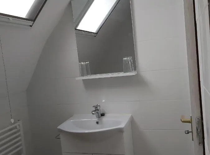 Bed & Breakfast Platanus Vendeghaz 3*